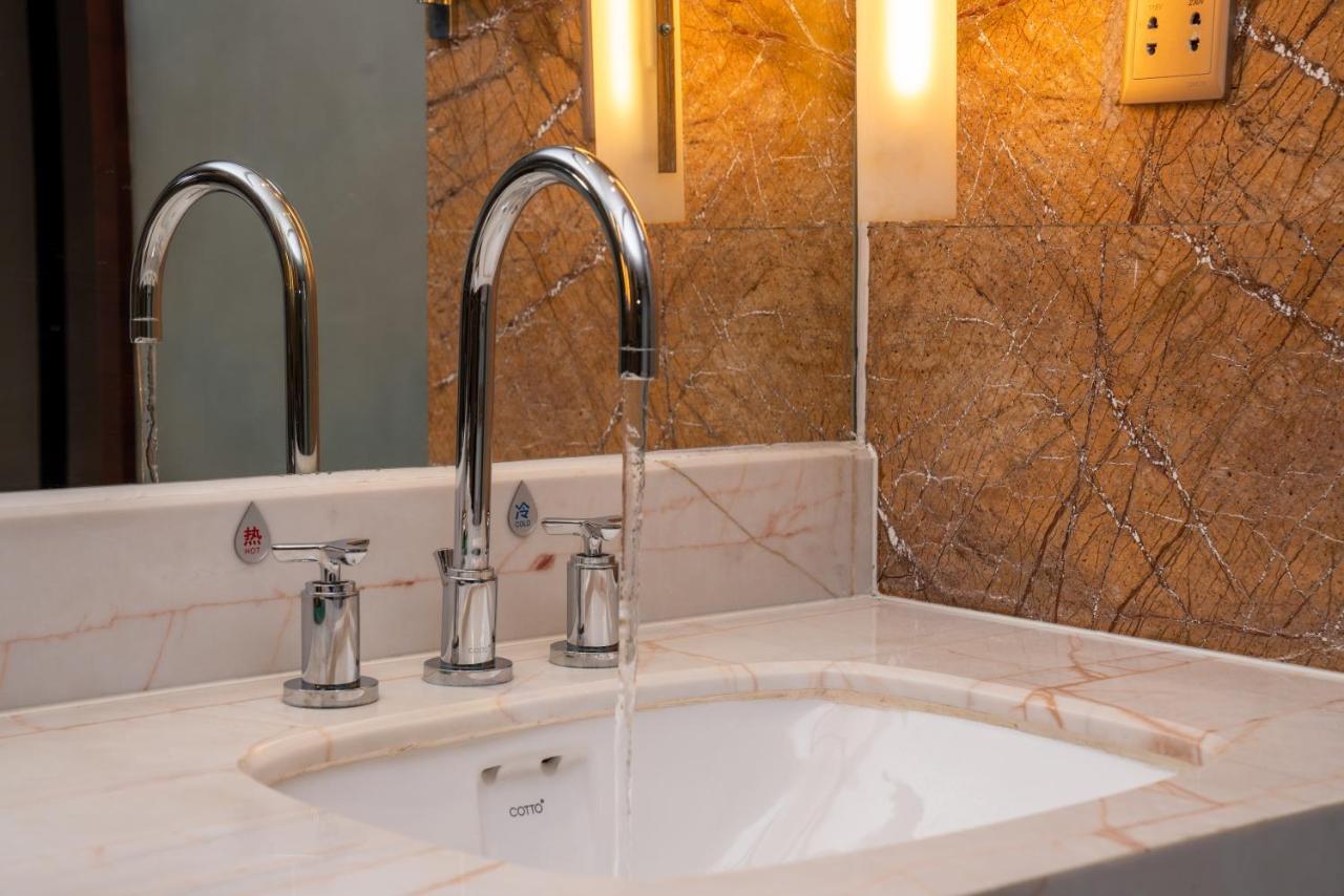 King Royal Hotel Yunfu Ngoại thất bức ảnh