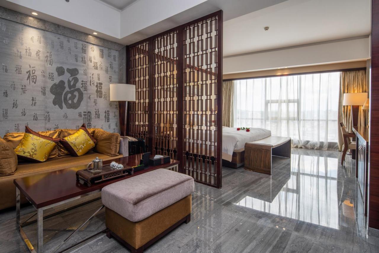 King Royal Hotel Yunfu Ngoại thất bức ảnh