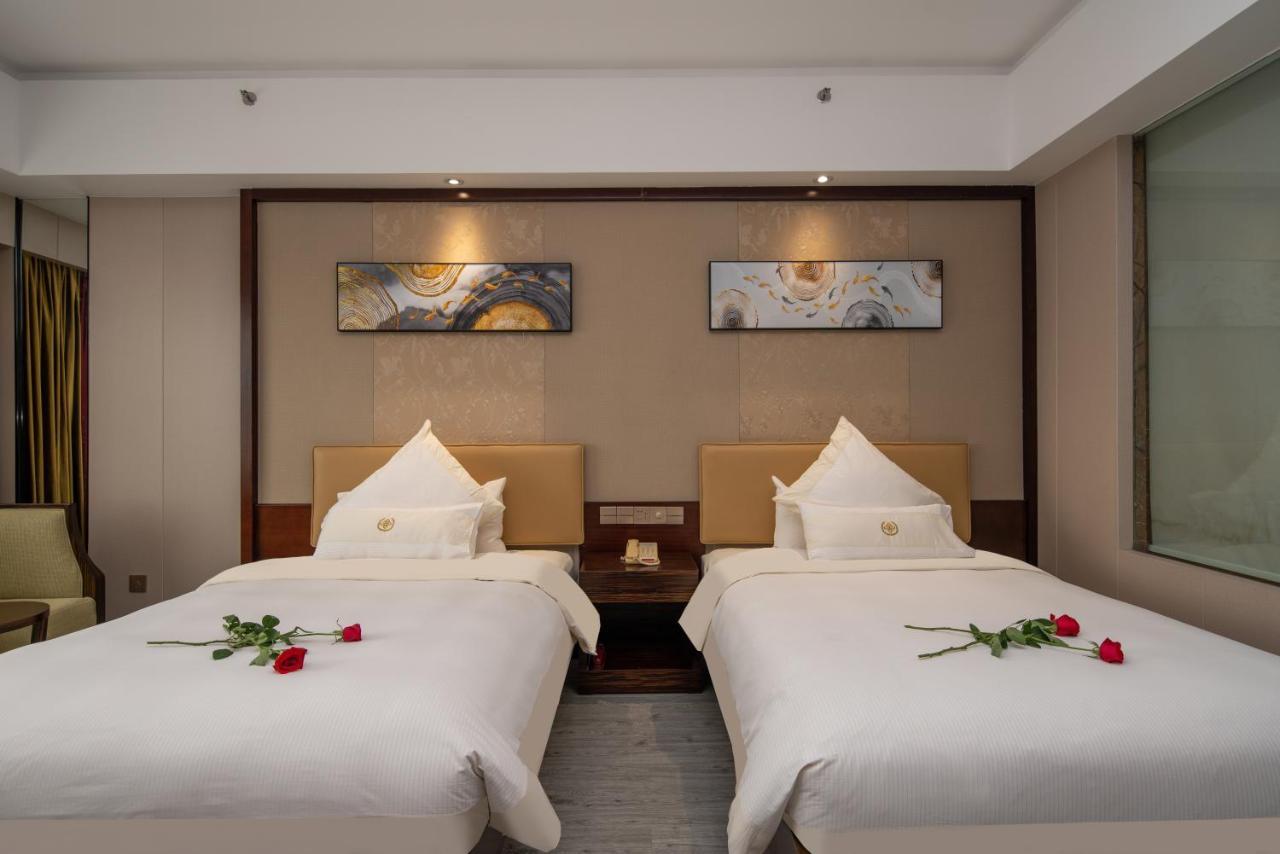 King Royal Hotel Yunfu Ngoại thất bức ảnh