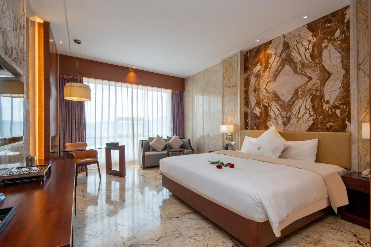 King Royal Hotel Yunfu Ngoại thất bức ảnh