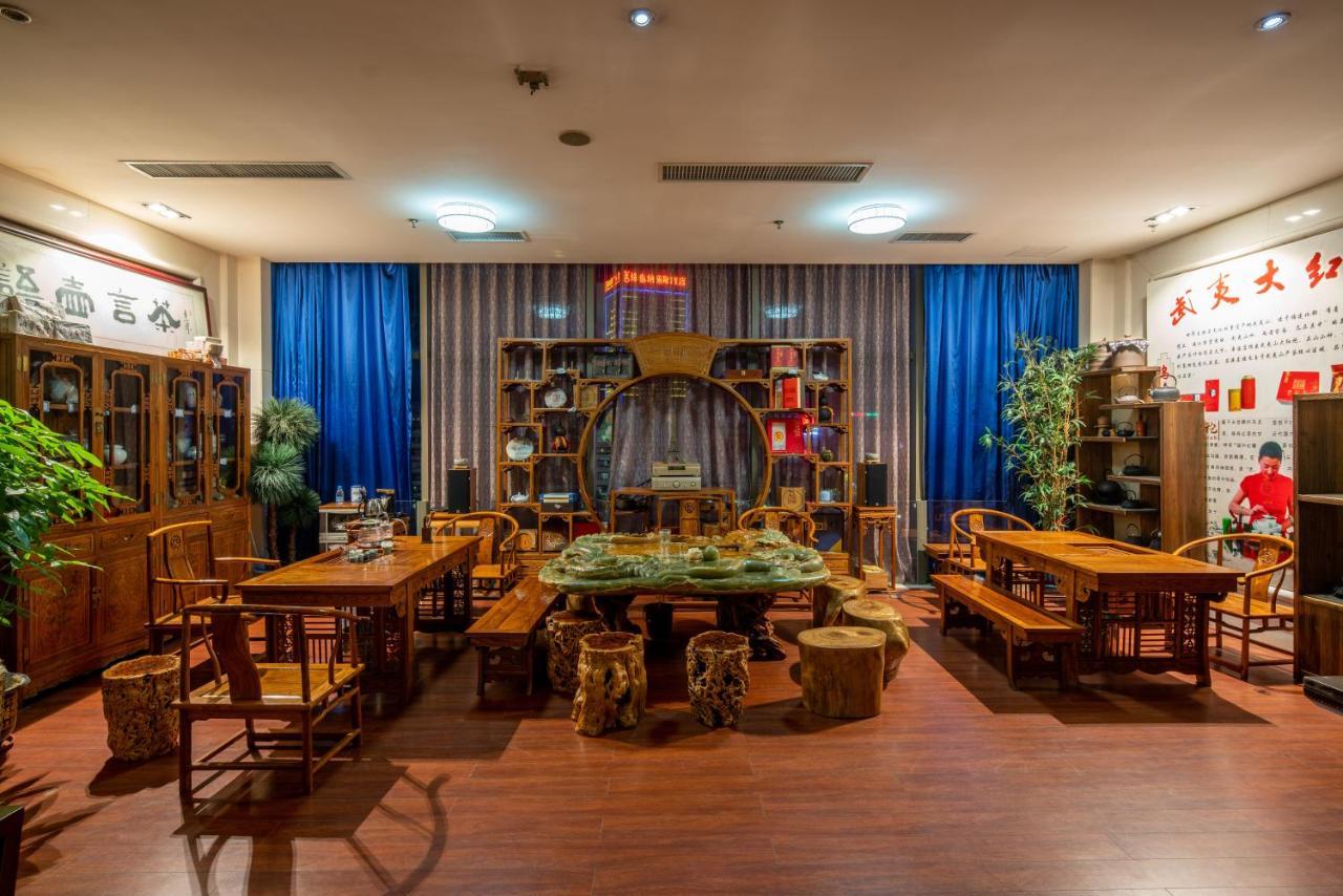 King Royal Hotel Yunfu Ngoại thất bức ảnh