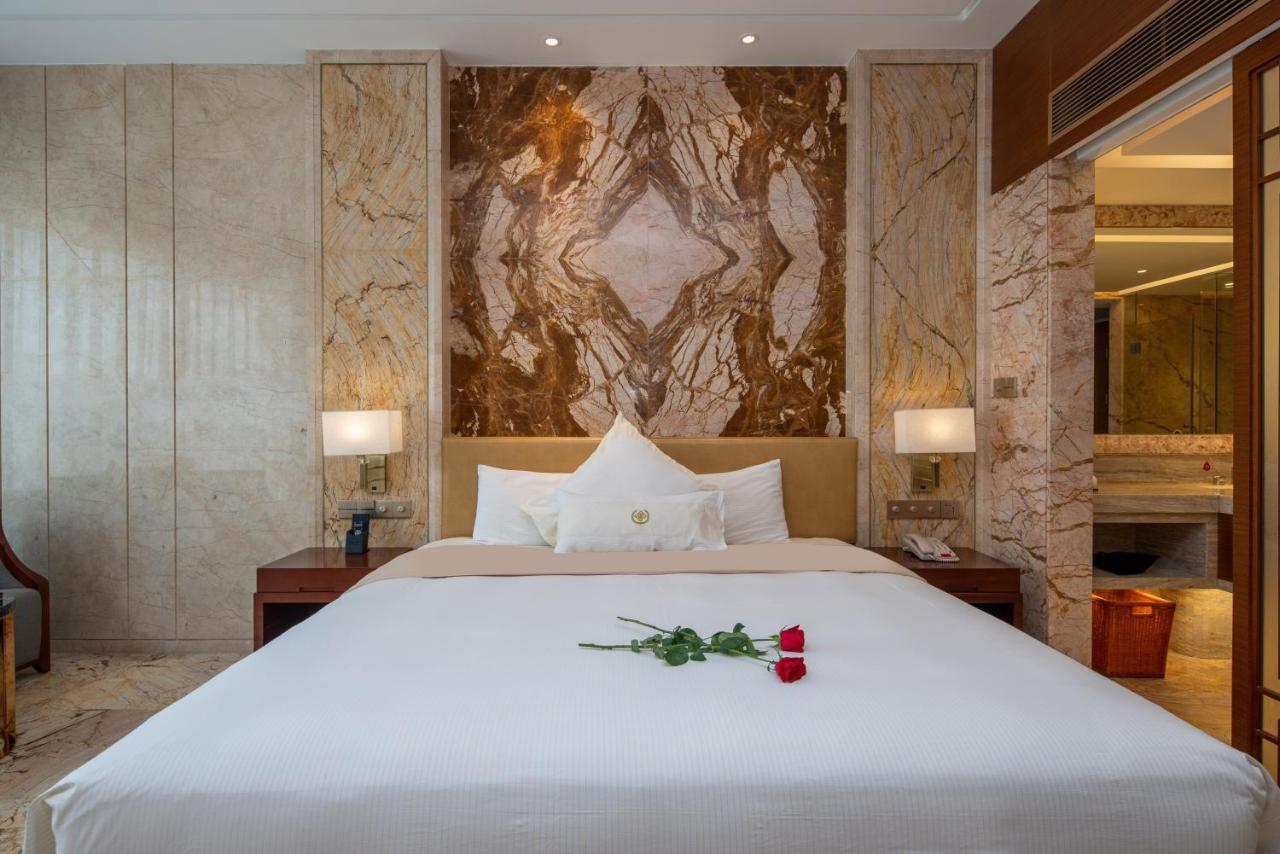 King Royal Hotel Yunfu Ngoại thất bức ảnh