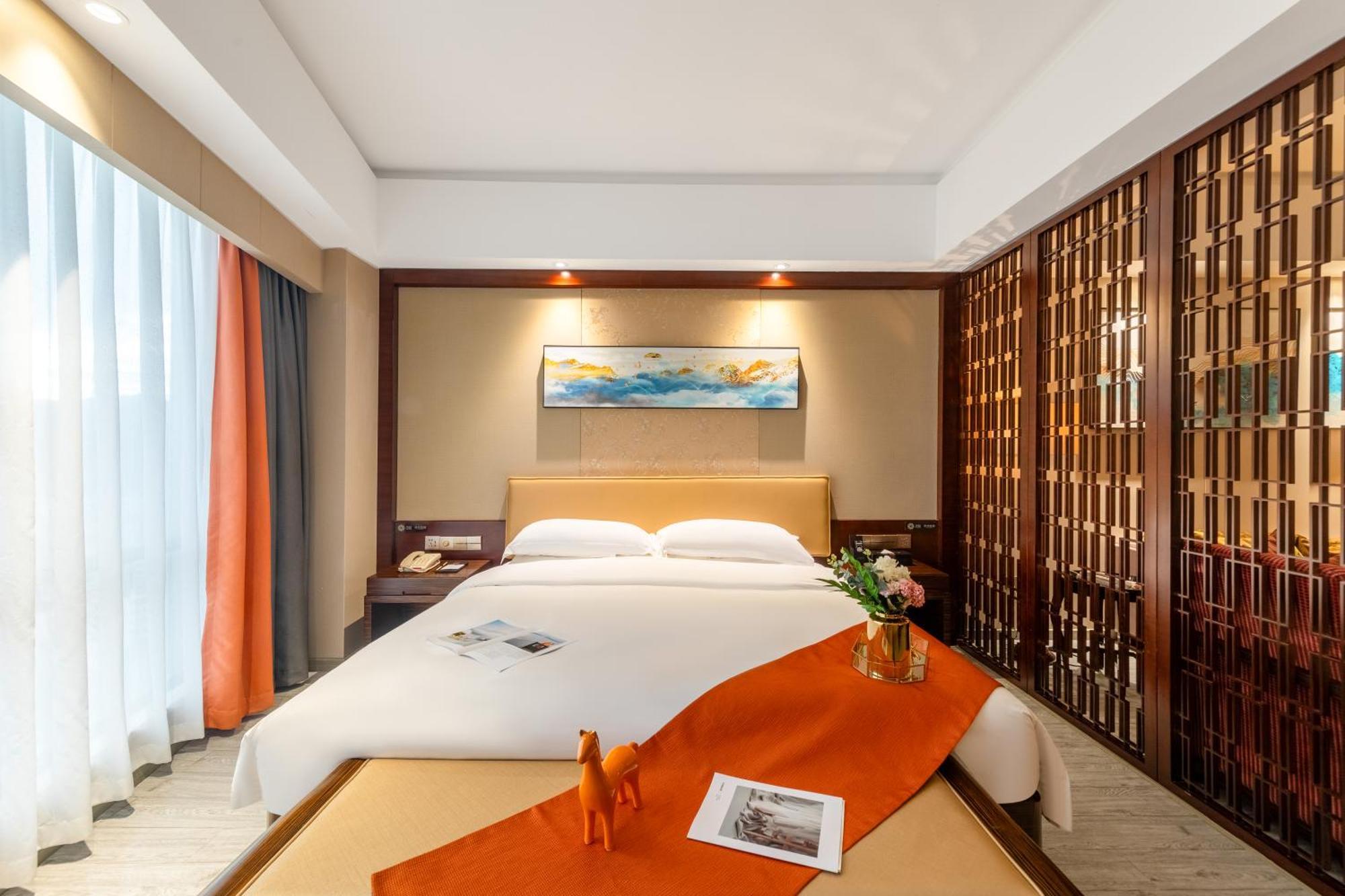 King Royal Hotel Yunfu Ngoại thất bức ảnh